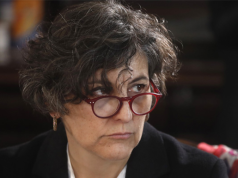 Contraloría detecta llamadas del Minsal previas a cirugía «exprés» de madre de exministra Aguilera