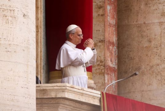 El Papa pide que se abran vías de diálogo ante la «violencia atroz de la guerra» en Oriente Próximo