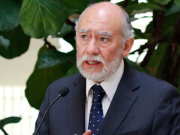 Senador Iván Flores critica plan de reconstrucción del Gobierno: “No hagamos trampitas”